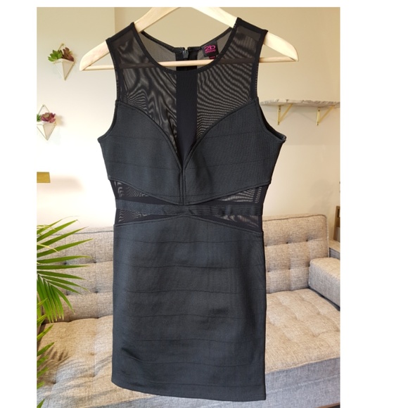 BEBE Black Bodycon Bandage Dress LBD - Picture 1 of 6